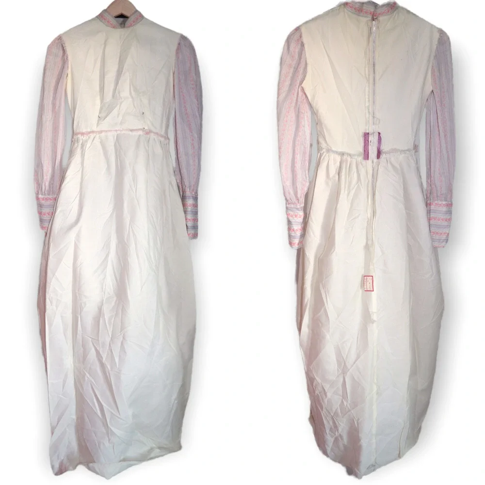 Cottagecore Prairie Vintage Floral Dress - Picture 6 of 12